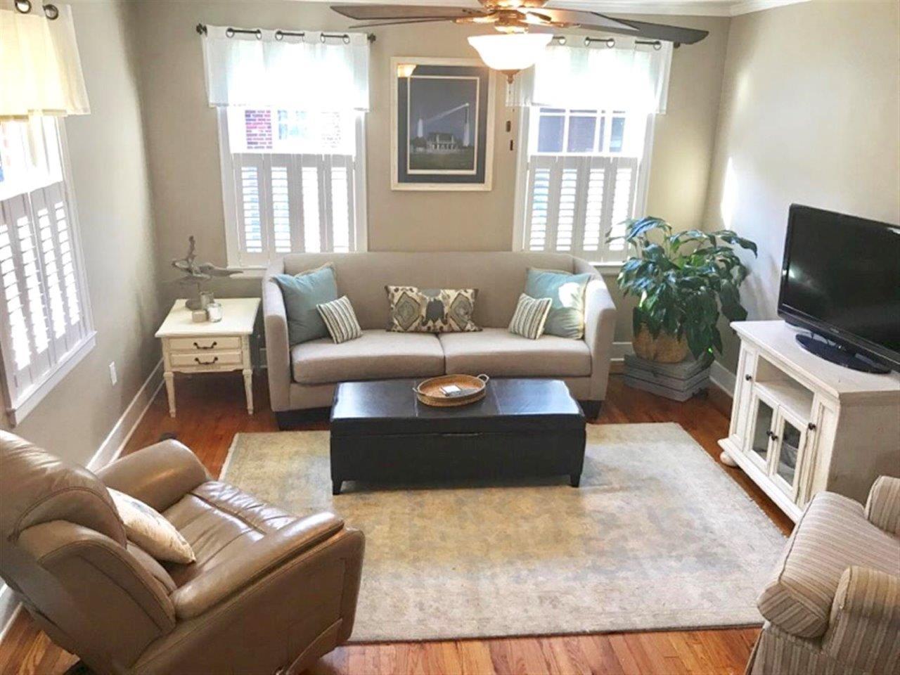 84 Colleton Drive Charleston, SC 29407 - Photo 3 of 15 IMG_9870