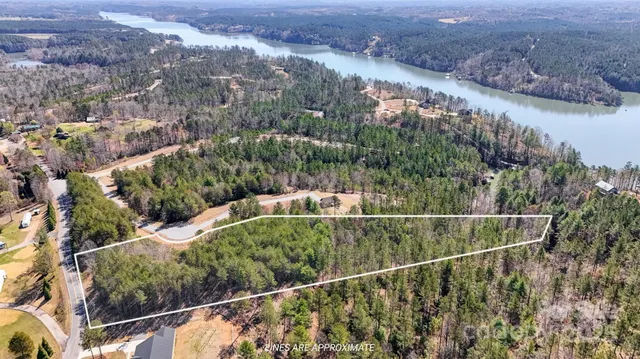 $70,000 | 1428 Edgewater Trail, Granite Falls, NC 28630