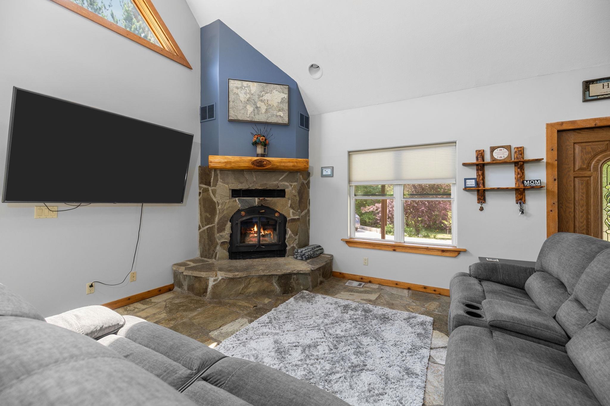8433 Dell Road Kingsley, MI 49649 - Photo 8 of 48