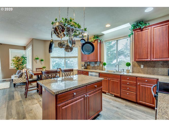 3855 Northwest 9th Loop Camas, WA 98607 - Photo 11 of 30 Gallery Image 11