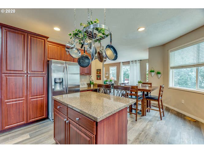 3855 Northwest 9th Loop Camas, WA 98607 - Photo 12 of 30 Gallery Image 12