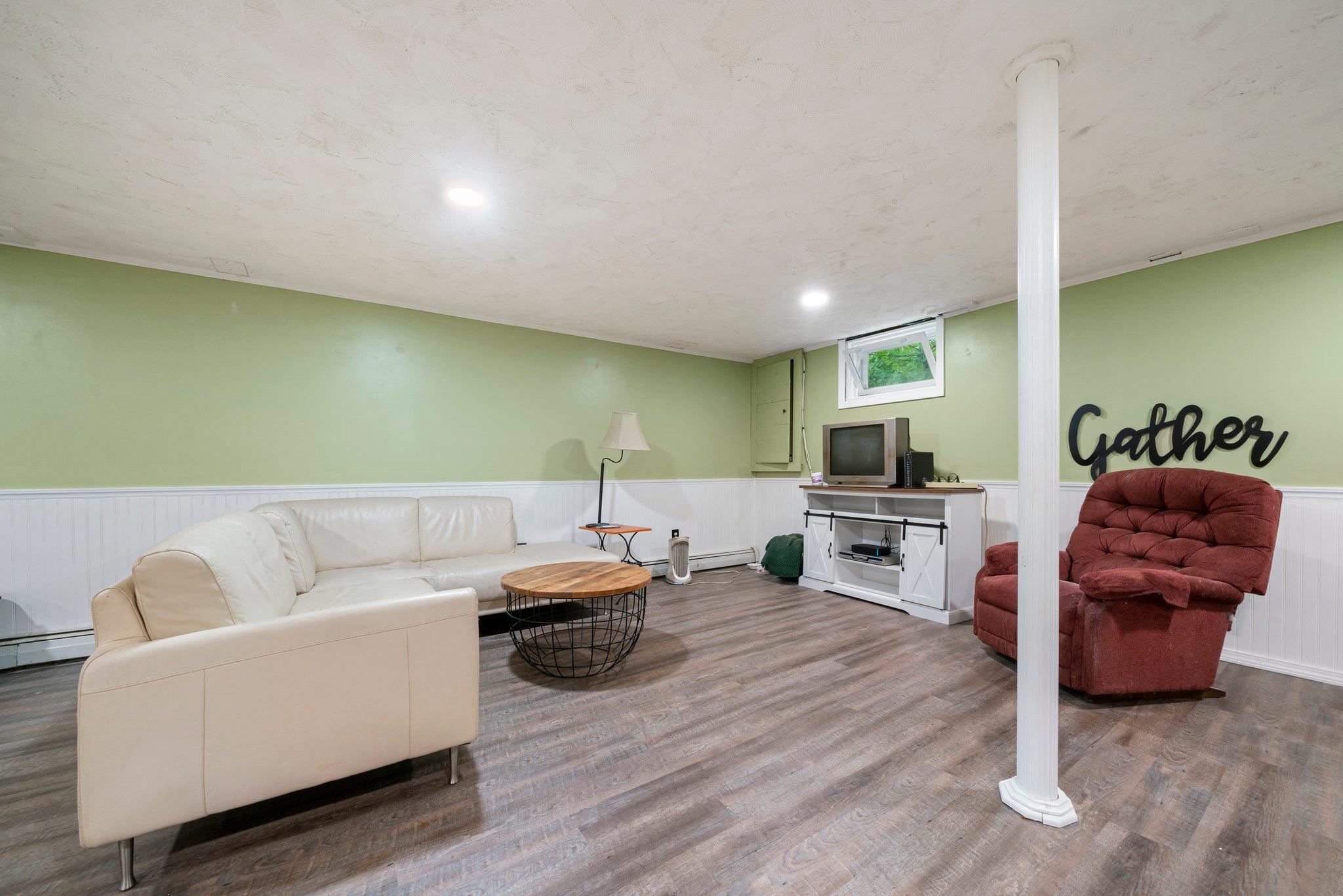 50 East Dunbarton Road Goffstown, NH 03045 - Photo 22 of 31