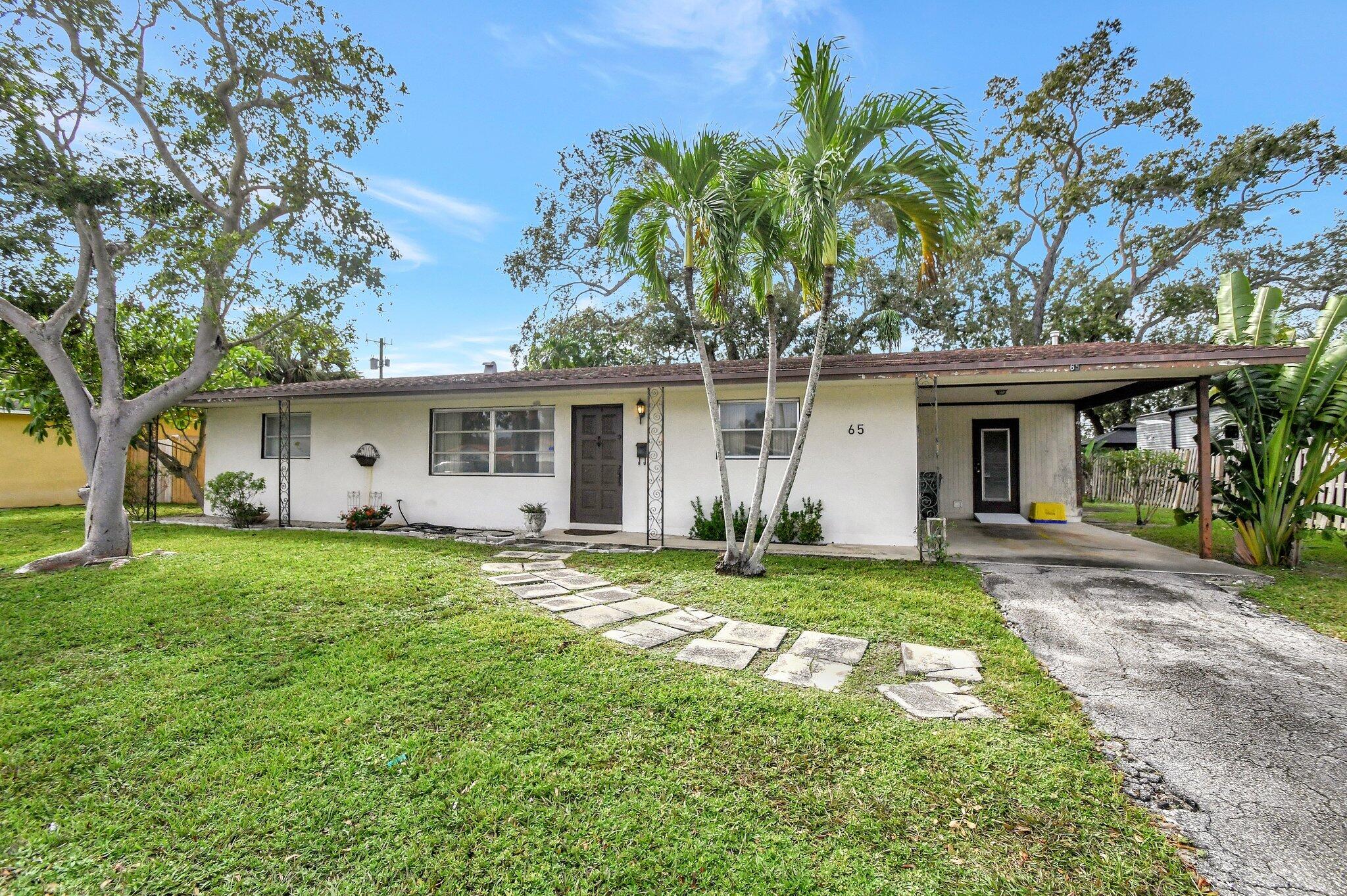65 Northwest 12th Avenue Boca Raton, FL 33486 - Photo 5 of 47 Front Entry