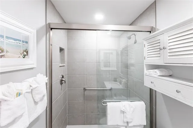 $7,470 | 6020 Midnight Pass Road, Unit 10, Sarasota, FL 34242