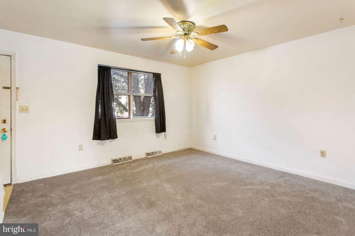 192 Center Street Hanover, PA 17331 - Photo 4 of 20 Gallery Image 4
