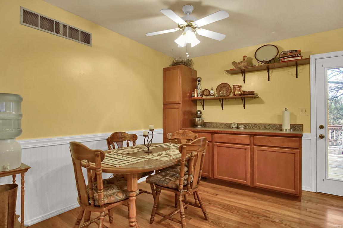 7343 Pin Oak Road Edwardsville, IL 62025 - Photo 15 of 92 Gallery Image 15