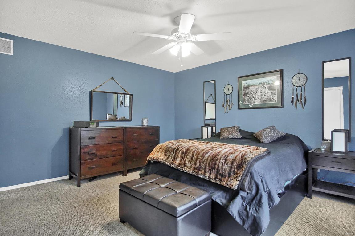 7343 Pin Oak Road Edwardsville, IL 62025 - Photo 27 of 92 Gallery Image 27