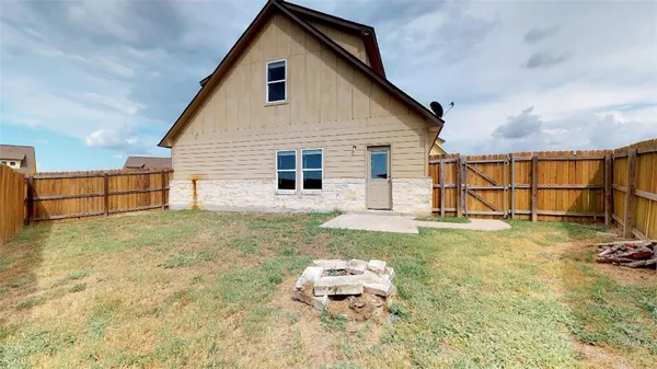 $2,500 | 3403 Cullen Trail, College Station, TX 77845