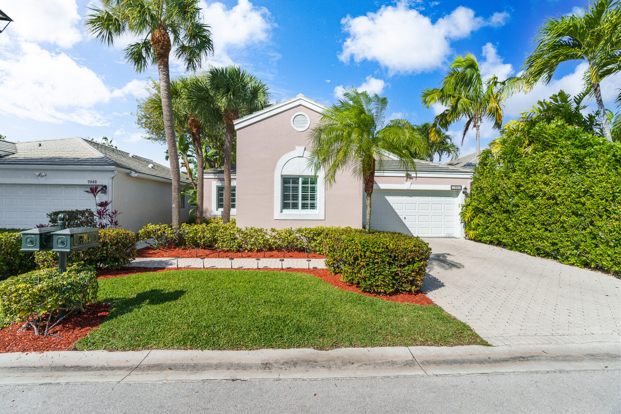 7884 Travelers Tree Drive Boca Raton, FL 33433 - Photo 3 of 56 DSC00225-Edit (1)