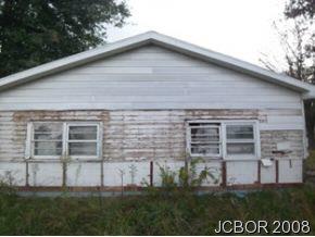 63 Bank Street Austin, IN 47102 - Photo 2 of 6 Gallery Image 2