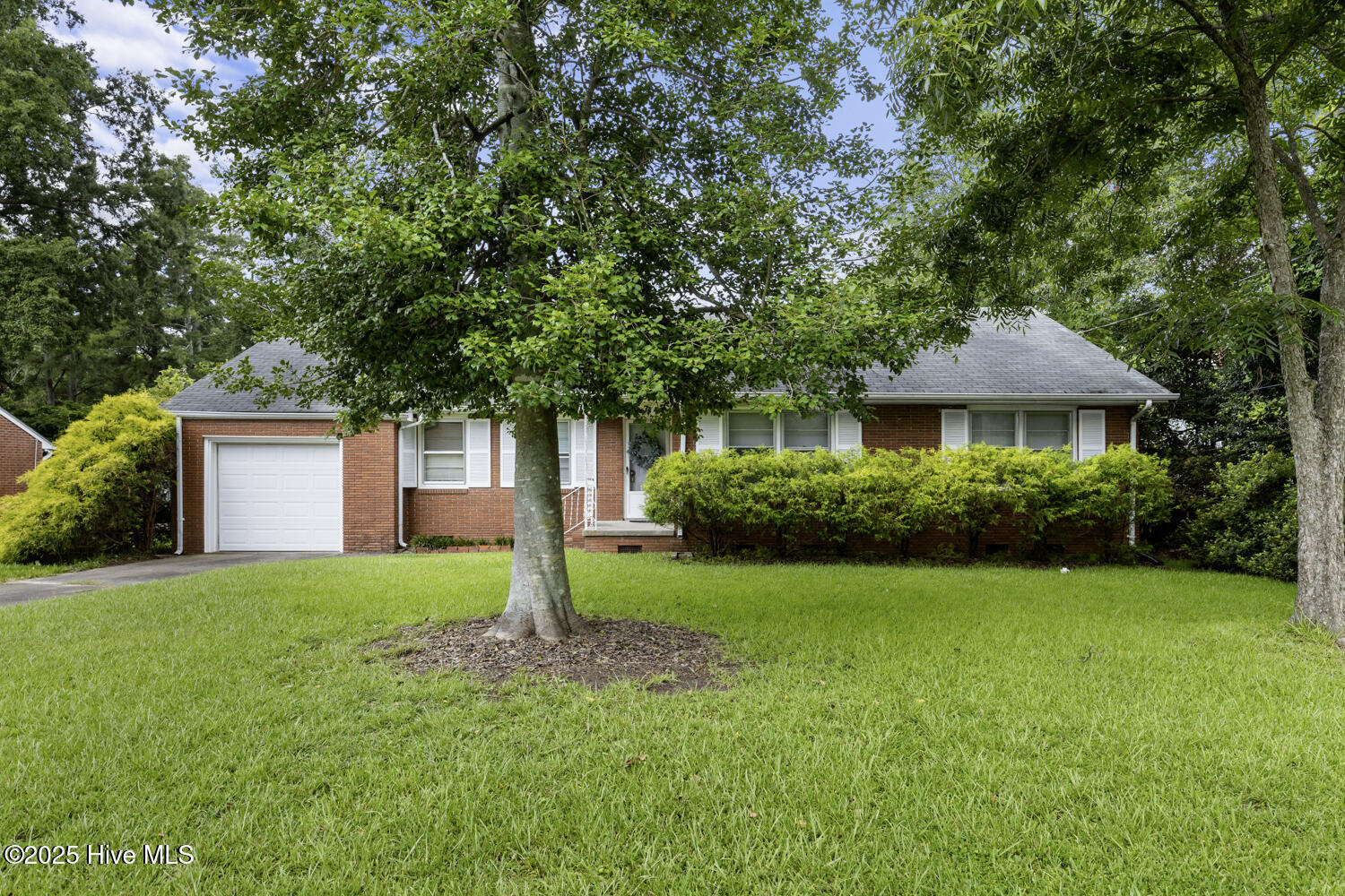 2402 Carey Road Kinston, NC 28504 - Photo 2 of 31 carey-2