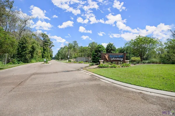 $925,000 | 21839 Waterfront E Drive, Maurepas, LA 70449