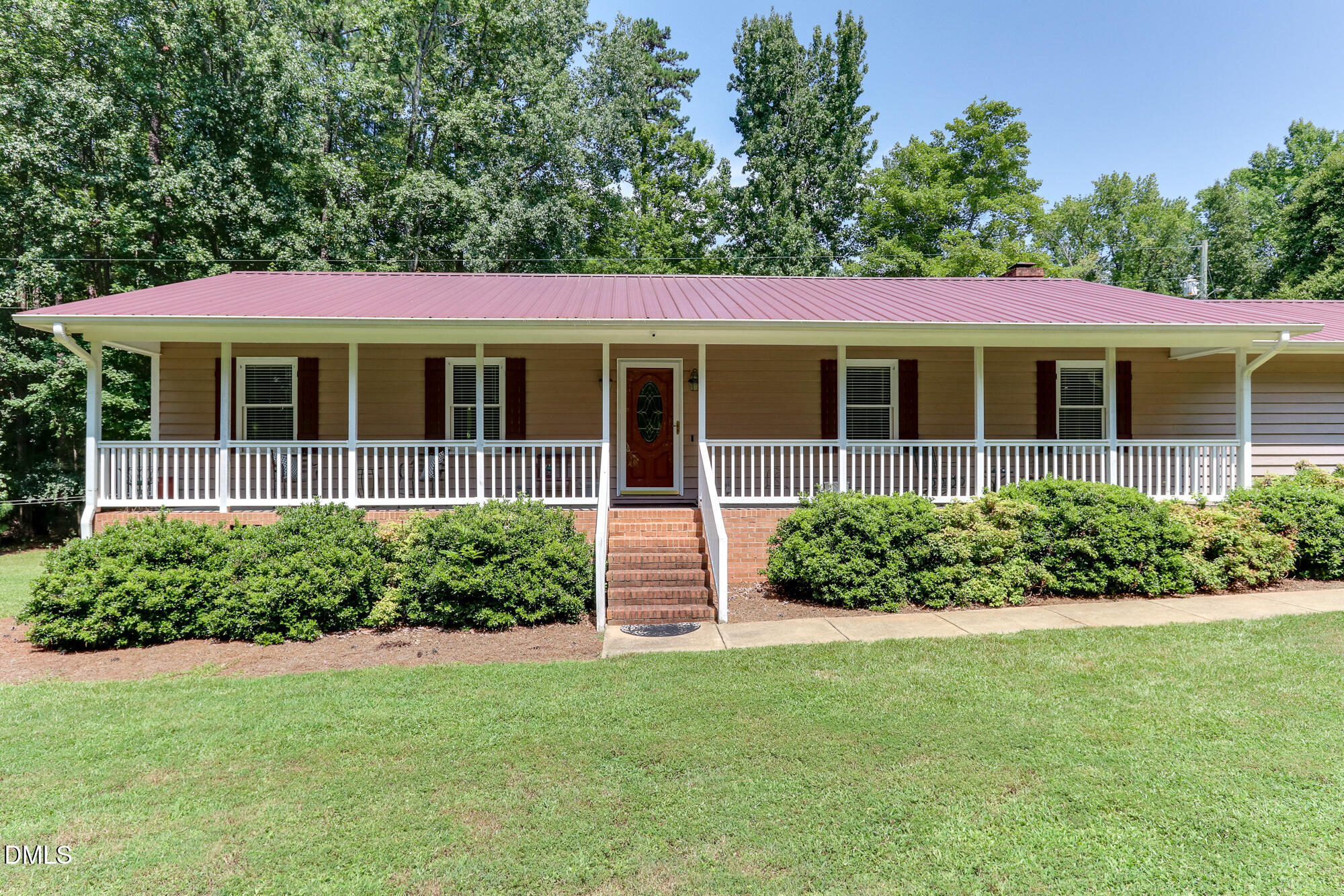 7105 Kemp Road Raleigh, NC 27613 - Photo 4 of 29 Kemp_7105-4