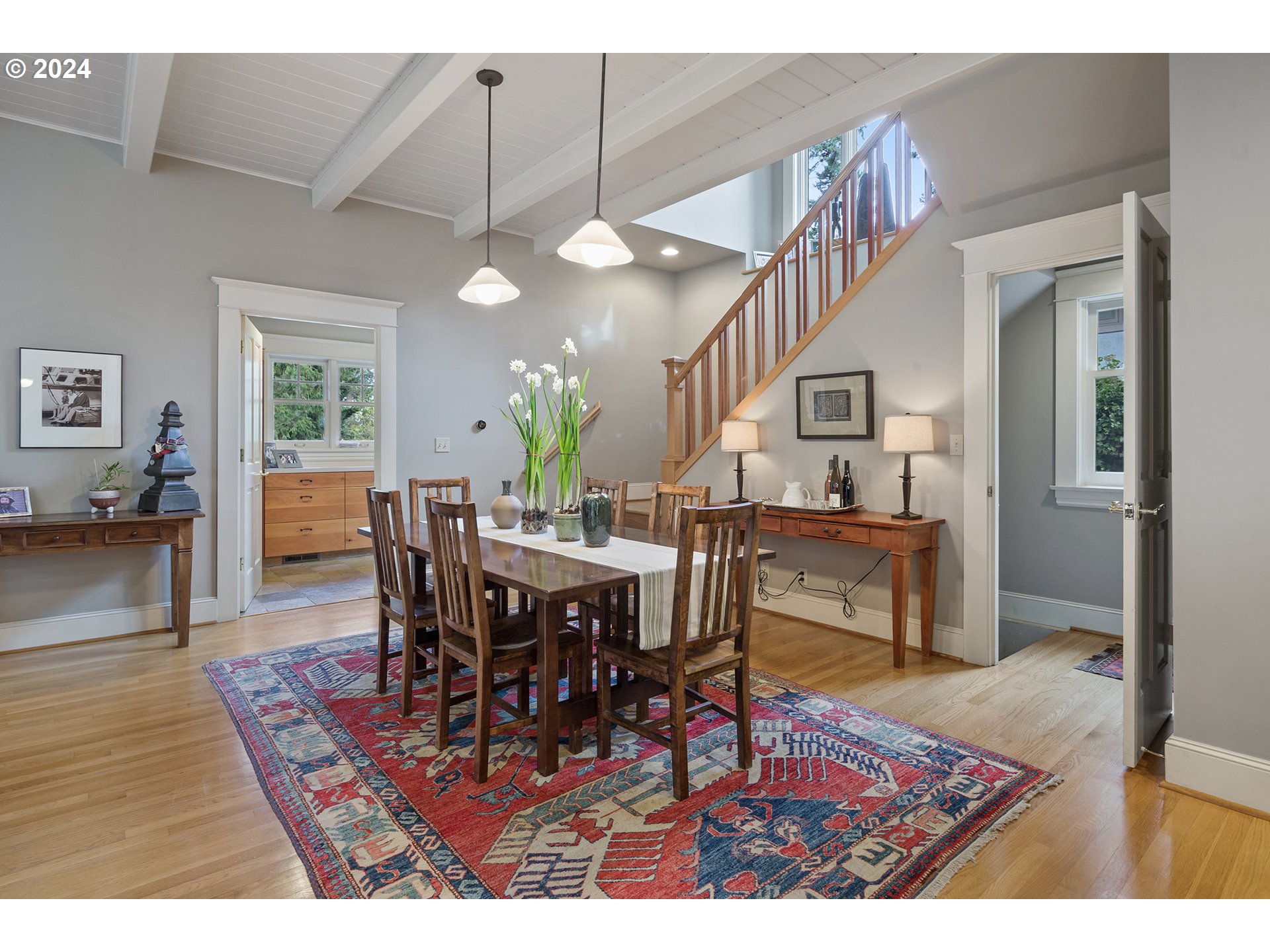 1803 South Riverdale Road Portland, OR 97219 - Photo 30 of 48 a view of a dining room with furniture