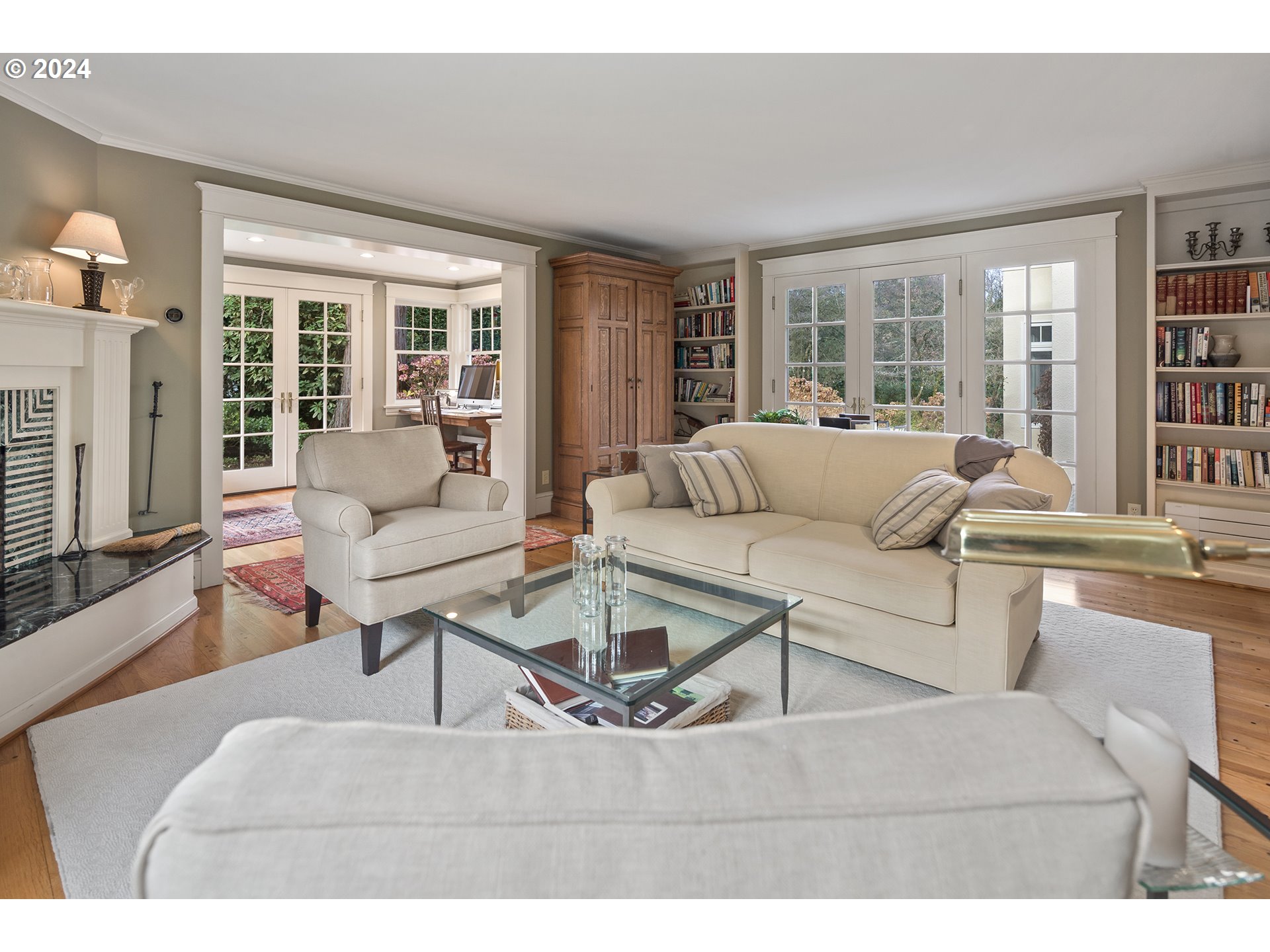 1803 South Riverdale Road Portland, OR 97219 - Photo 9 of 48 a living room with furniture and a large window