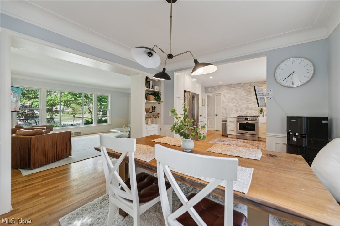 23399 Hardwick Road Beachwood, OH 44122 - Photo 6 of 37 Gallery Image 6