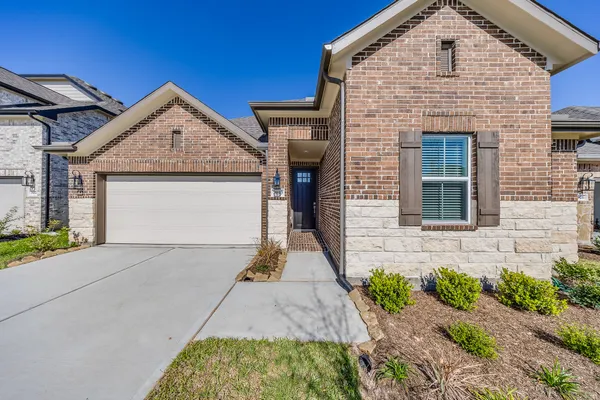 $2,500 | 7930 Palm Glade Drive, Cypress, TX 77433