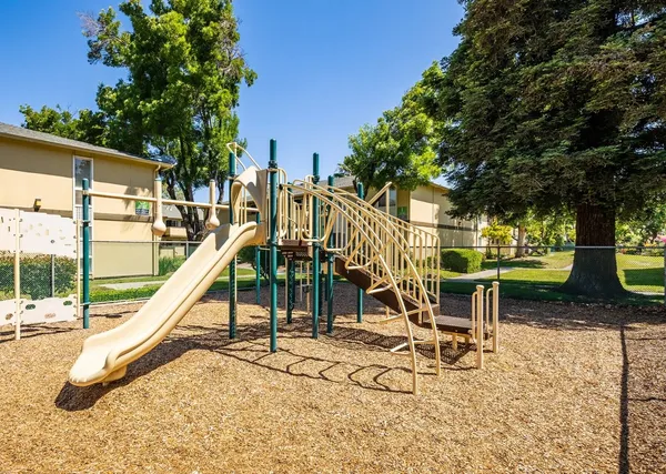 $2,303 | 2550 South King Road, San Jose, CA 95122