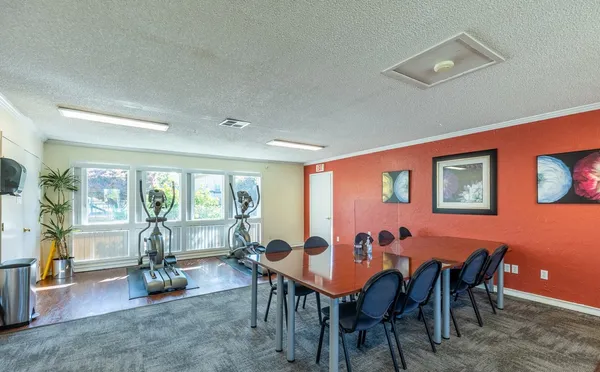 $2,303 | 2550 South King Road, San Jose, CA 95122