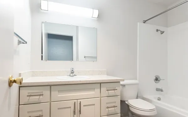 $2,303 | 2550 South King Road, San Jose, CA 95122