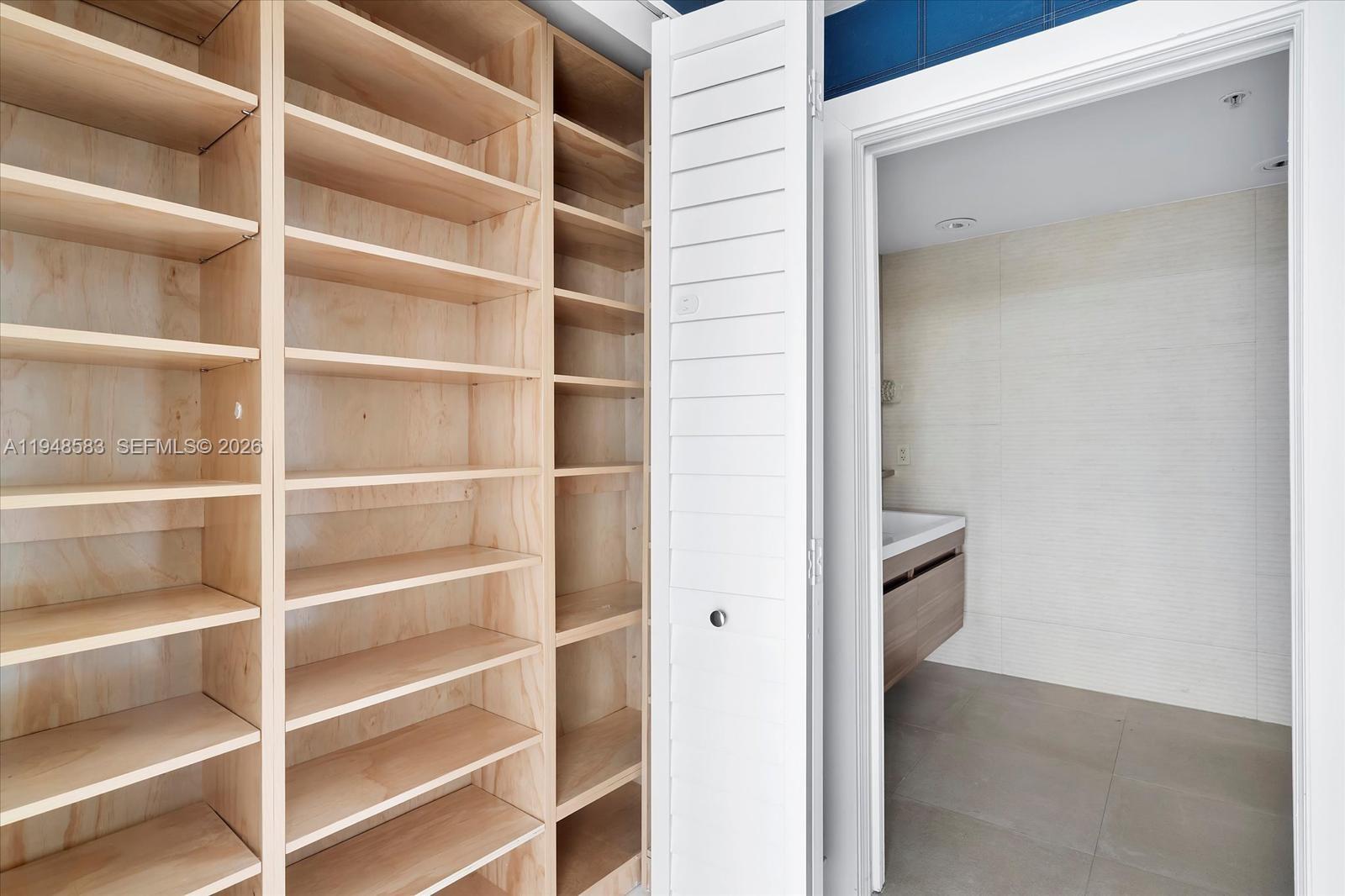 601 Northeast 36th Street, Unit 1310 Miami, FL 33137 - Photo 18 of 40 a view of an empty room