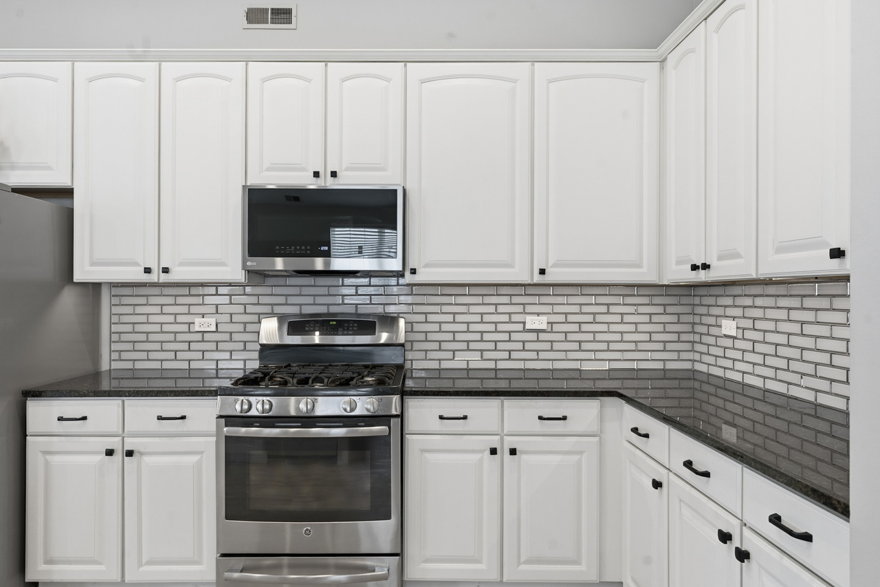 1890 Havenshire Road, Unit 1890 Aurora, IL 60502 - Photo 20 of 62