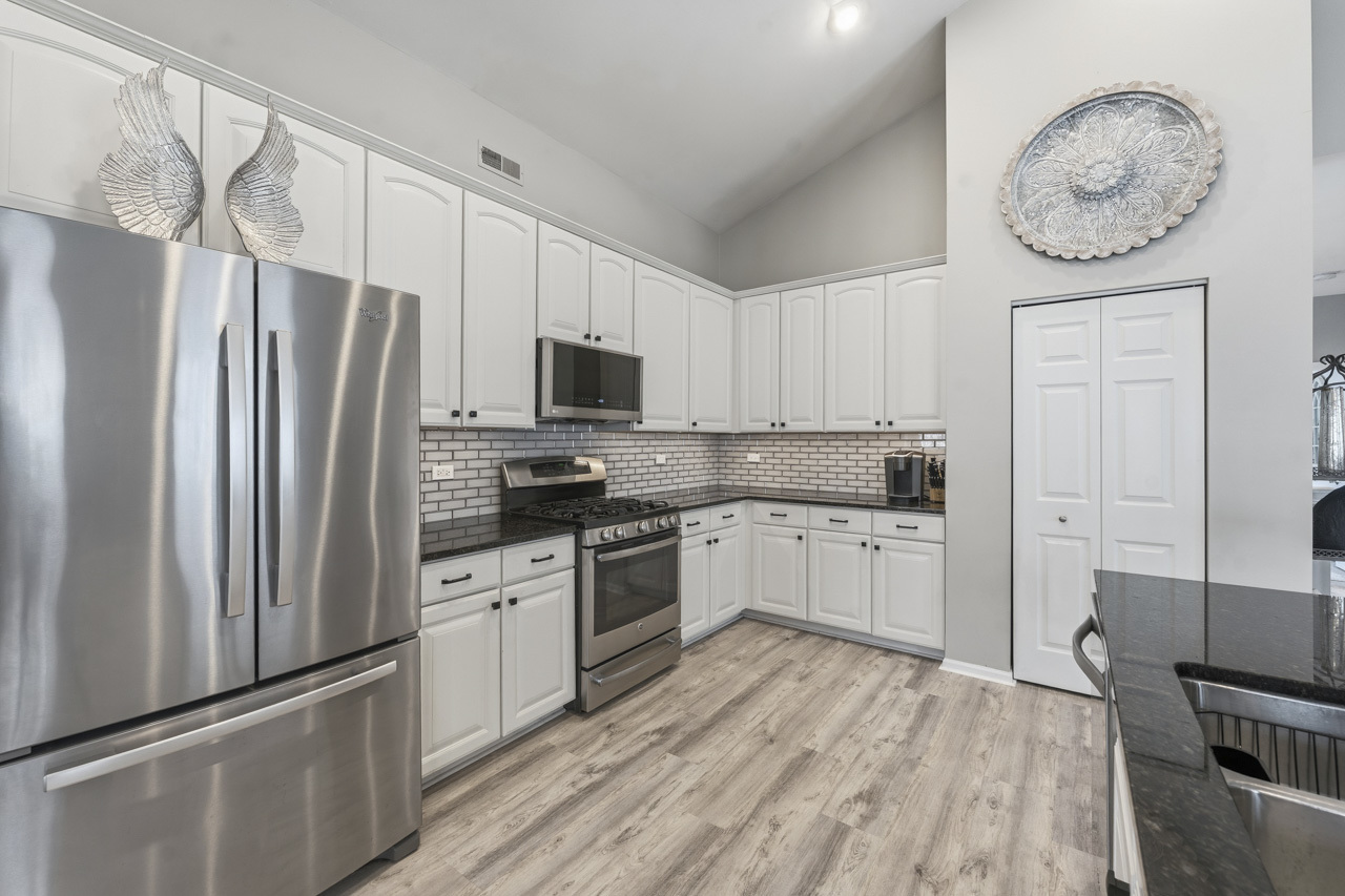 1890 Havenshire Road, Unit 1890 Aurora, IL 60502 - Photo 24 of 62