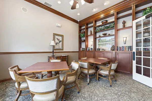 $385,000 | 1890 Havenshire Road, Unit 1890, Aurora, IL 60502