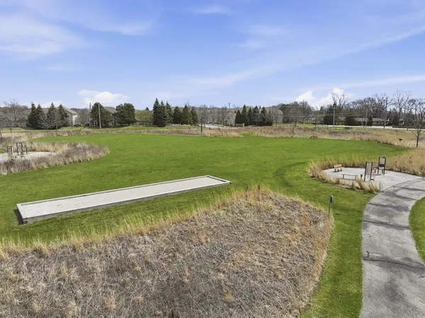 $385,000 | 1890 Havenshire Road, Unit 1890, Aurora, IL 60502