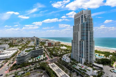 $2,650,000 | 400 South Pointe Drive, Unit PH2502, Miami Beach, FL 33139