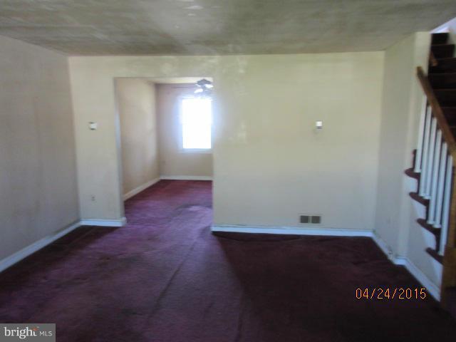1909 Barry Road Baltimore, MD 21222 - Photo 2 of 12