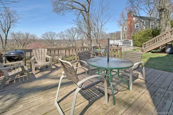 $749,500 | 5 Stafford Place, White Plains, NY 10604