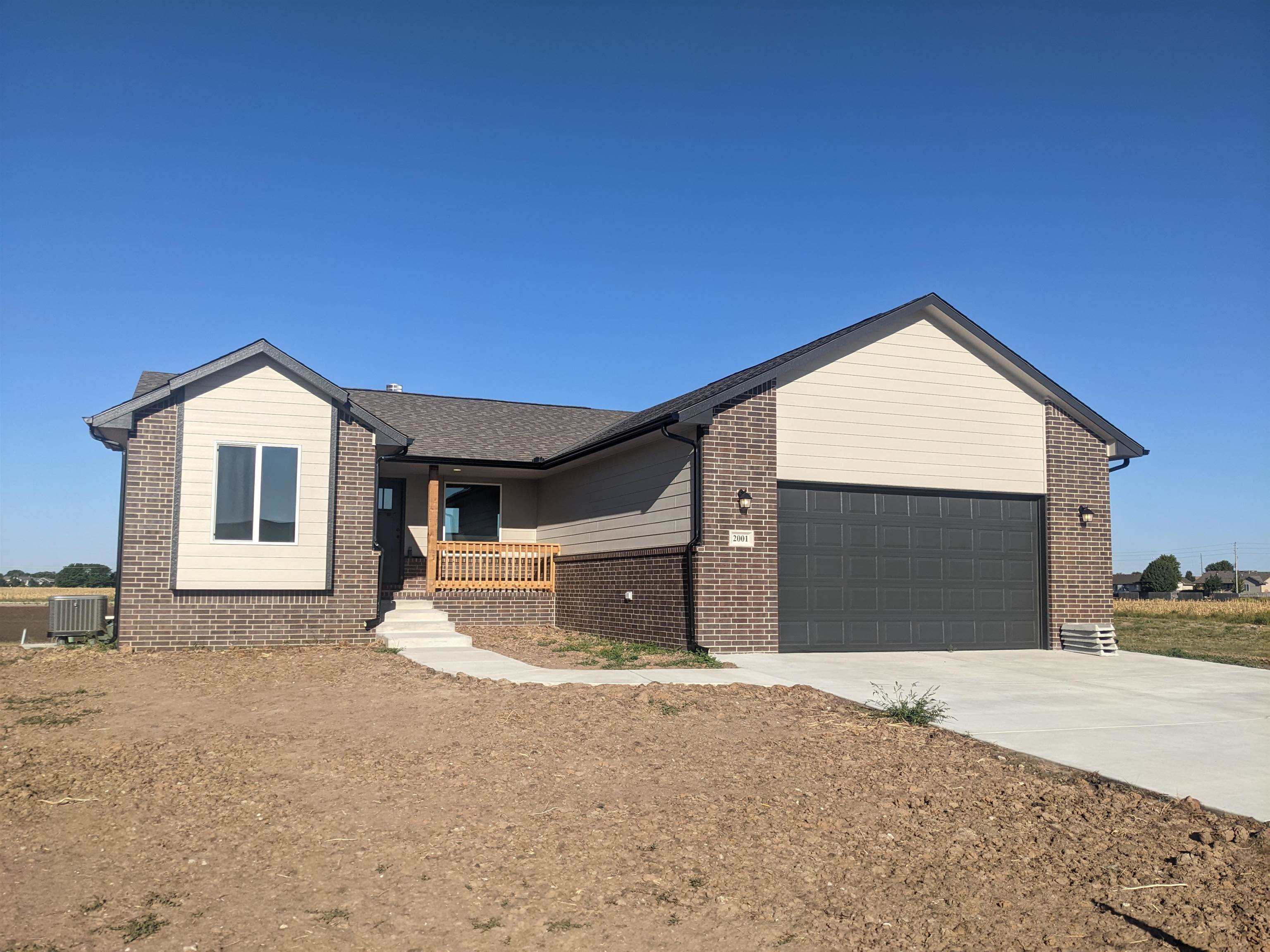 2001 South Chestnut Street Newton, KS 67114 - Photo 1 of 16