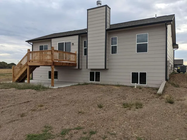 $275,500 | 2001 South Chestnut Street, Newton, KS 67114