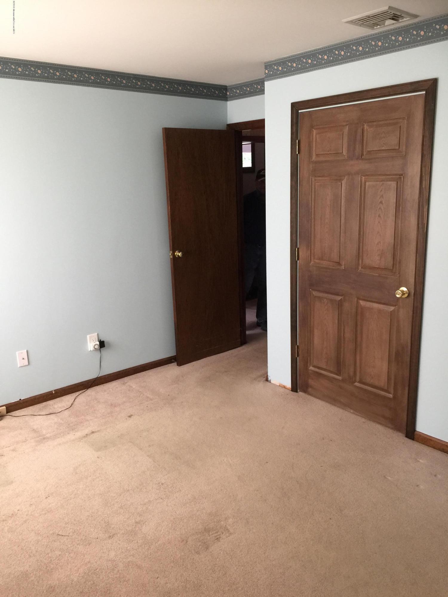 250 Adelphia Road Farmingdale, NJ 07727 - Photo 25 of 27 IMG_0710