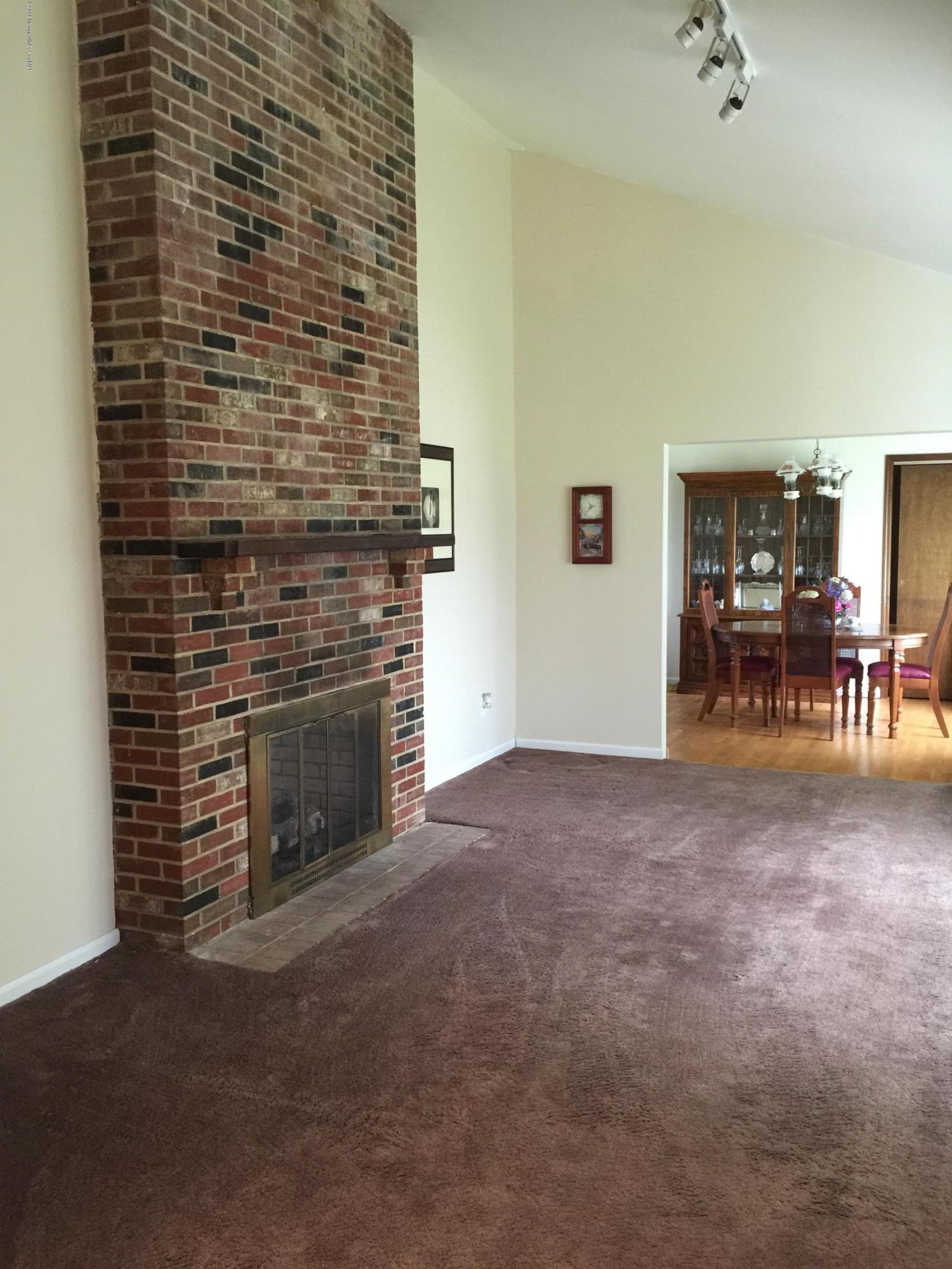 250 Adelphia Road Farmingdale, NJ 07727 - Photo 6 of 27 IMG_0841