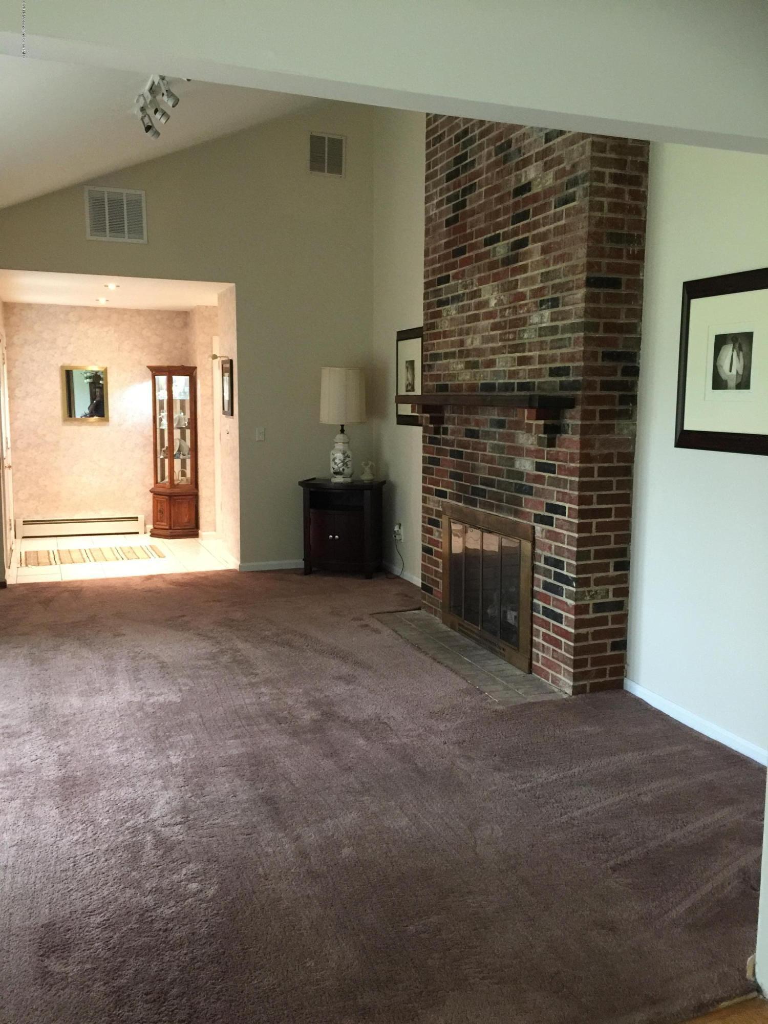 250 Adelphia Road Farmingdale, NJ 07727 - Photo 7 of 27 IMG_0837