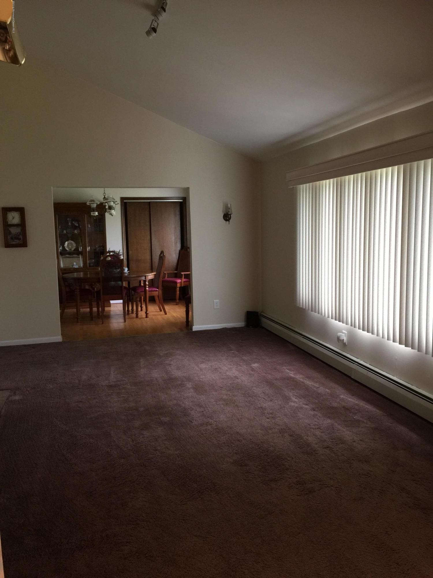 250 Adelphia Road Farmingdale, NJ 07727 - Photo 9 of 27 IMG_0840