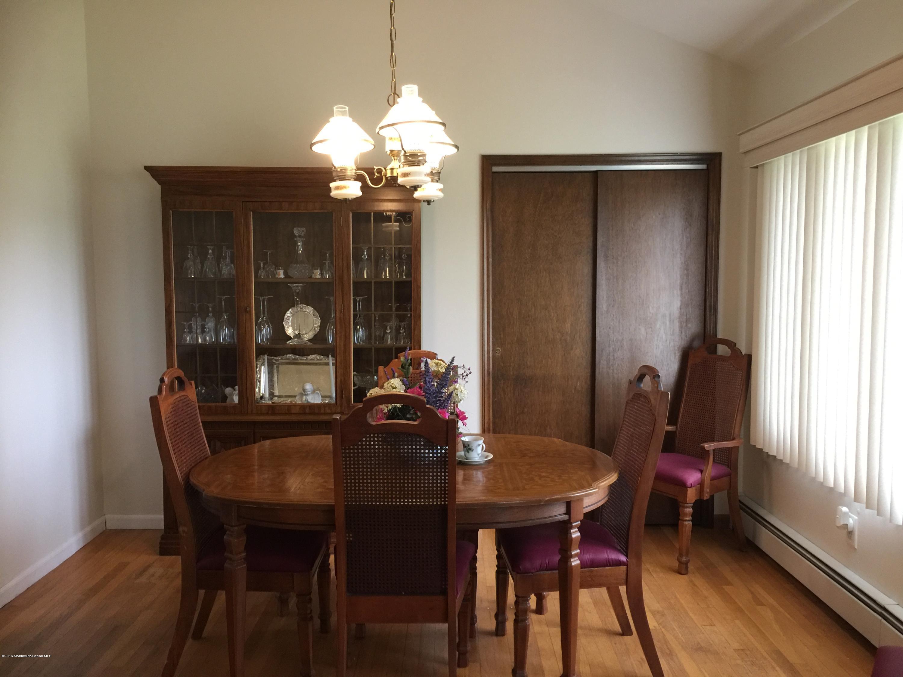 250 Adelphia Road Farmingdale, NJ 07727 - Photo 10 of 27 IMG_0848