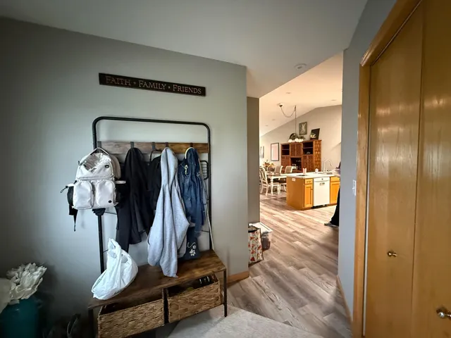 $179,000 | 106 Glenshire Boulevard, Watkins, MN 55389