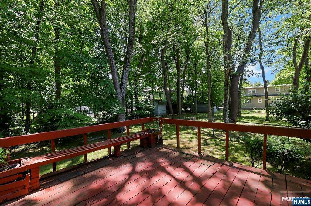 281 Rivara Court Ridgewood, NJ 07450 - Photo 36 of 41