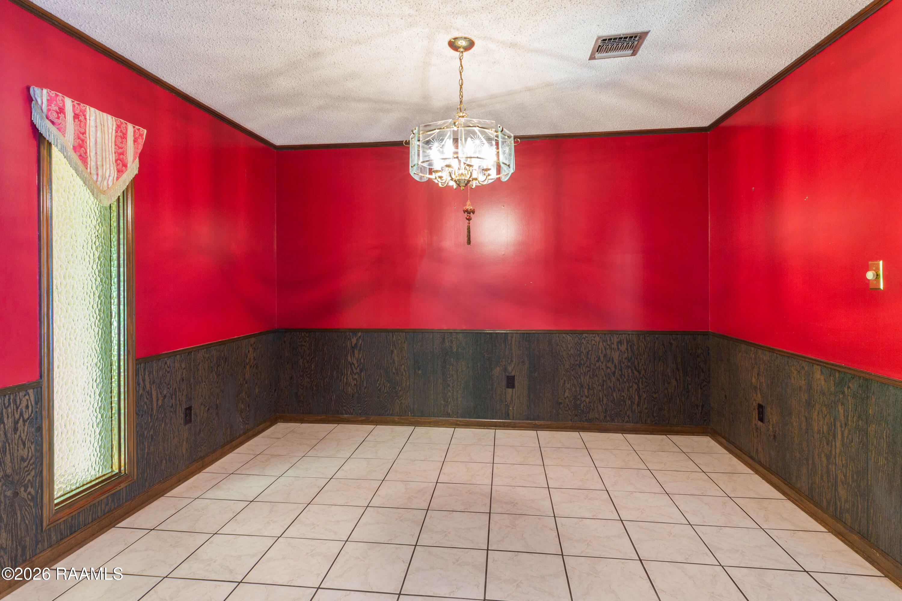 806 Rue Royale New Iberia, LA 70563 - Photo 24 of 38 806 Rue Royale New Iberia-10