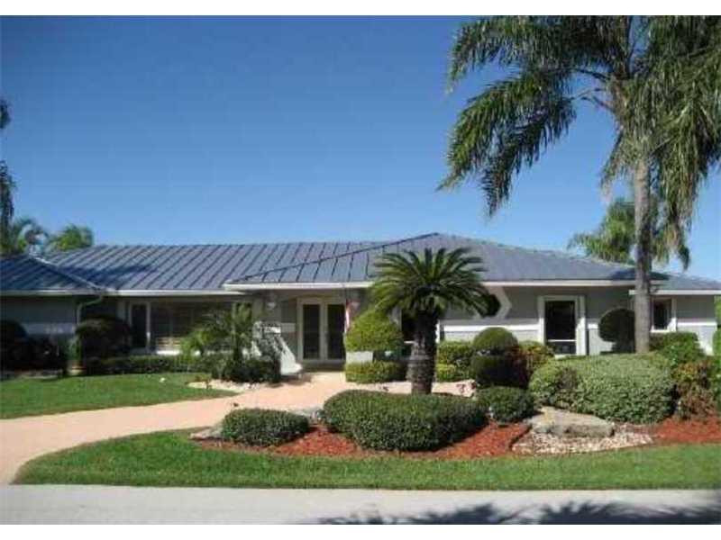 3731 Northeast 30th Avenue Lighthouse Point, FL 33064 - Photo 1 of 35 Exterior Front