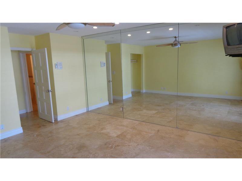3731 Northeast 30th Avenue Lighthouse Point, FL 33064 - Photo 22 of 35 Bedroom