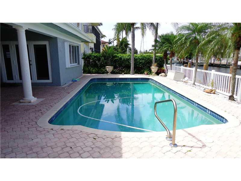 3731 Northeast 30th Avenue Lighthouse Point, FL 33064 - Photo 4 of 35 Pool