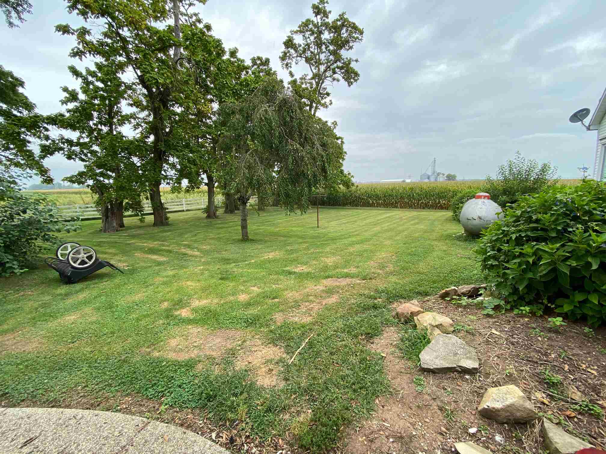5265 Keller Road Vincennes, IN 47591 - Photo 4 of 24