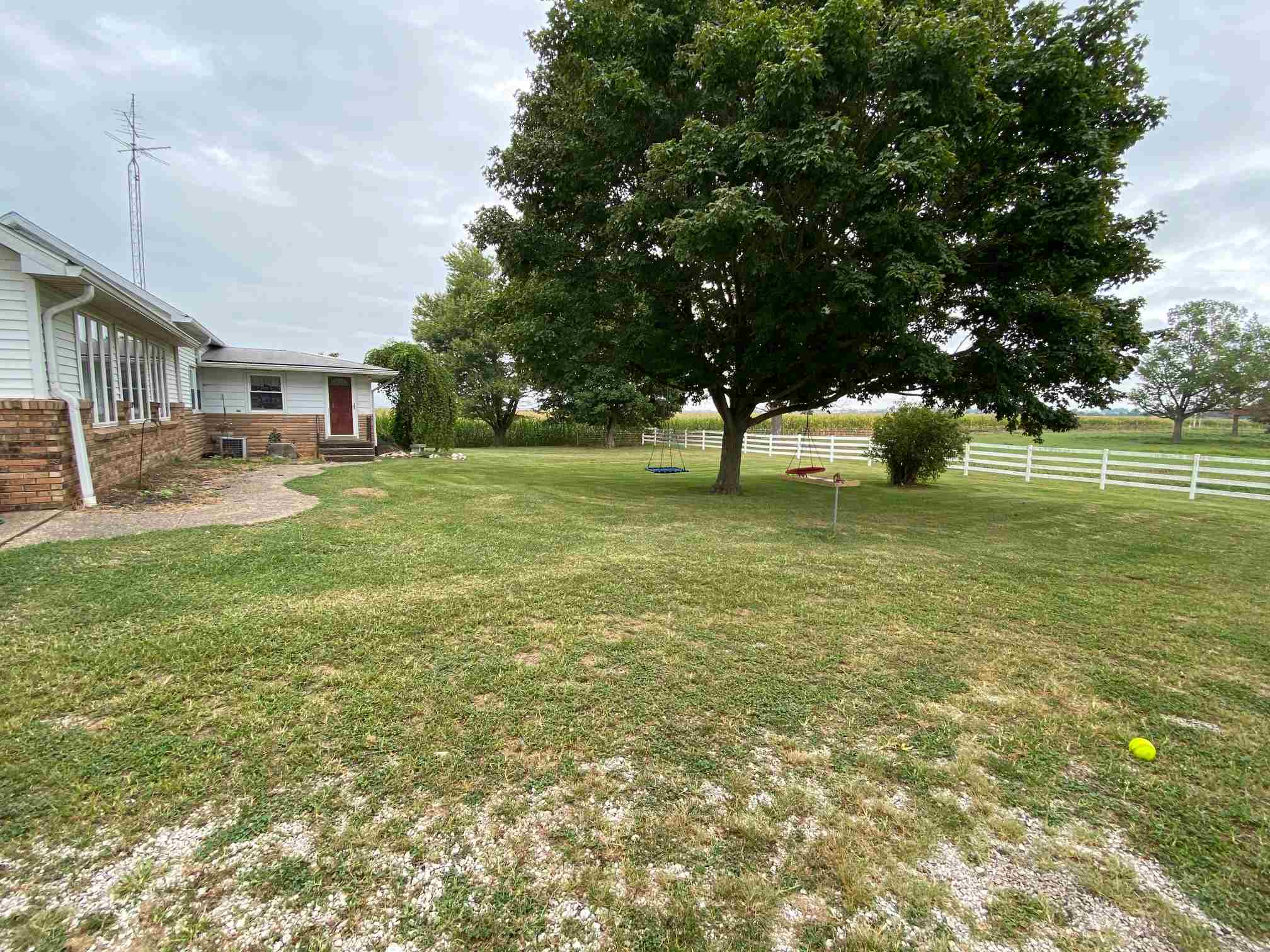 5265 Keller Road Vincennes, IN 47591 - Photo 5 of 24