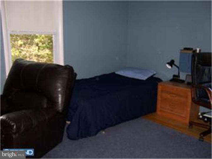 827 East Evesham Road Runnemede, NJ 08029 - Photo 14 of 25 Gallery Image 14