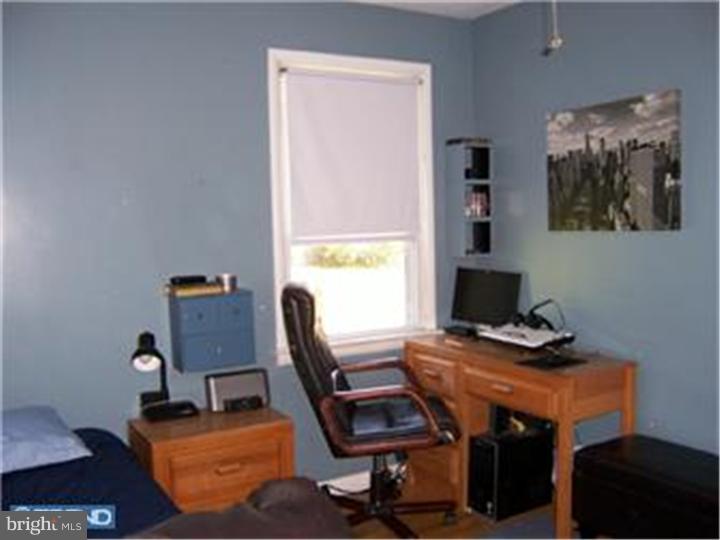 827 East Evesham Road Runnemede, NJ 08029 - Photo 15 of 25 Gallery Image 15