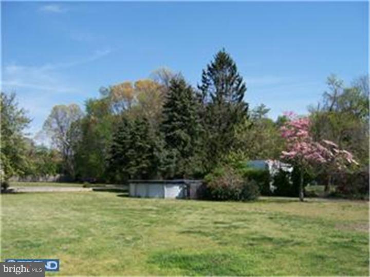 827 East Evesham Road Runnemede, NJ 08029 - Photo 23 of 25 Gallery Image 23